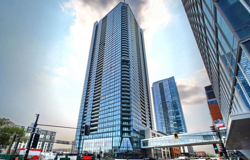 1188 Rue St-Antoine O., apt. 2011