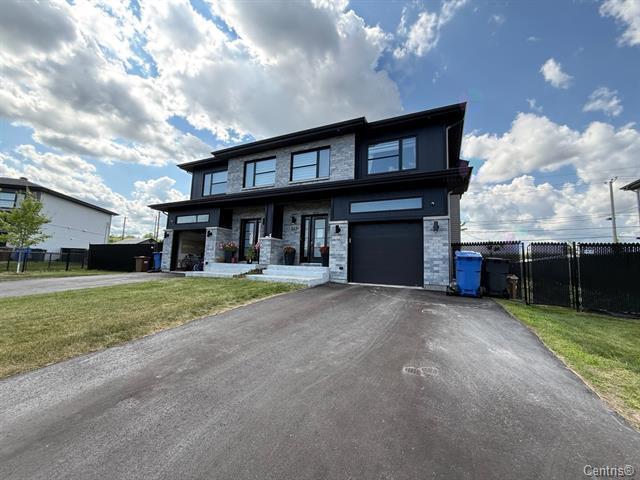 343 Rue Claude-Léveillée