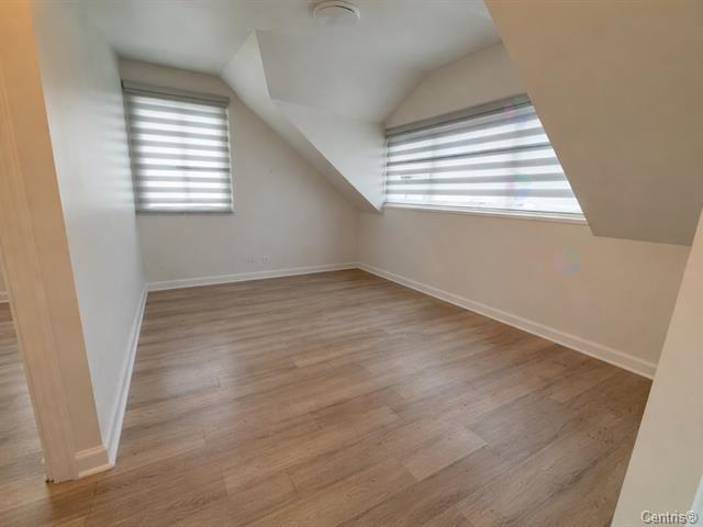 412 Av. Dunn