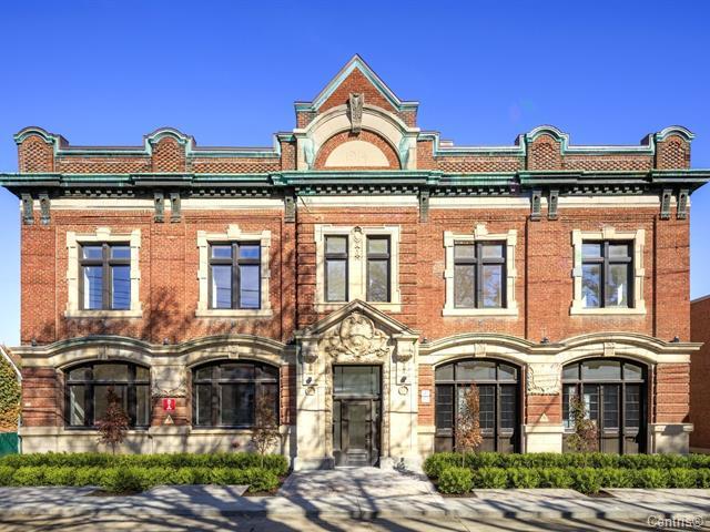 12131-12139 Av. du Bois-de-Boulogne, apt. 208